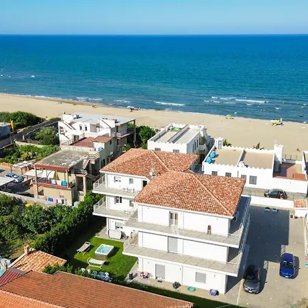 Acacia House - Few Meters From The