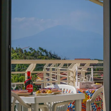 Acacia House - Few Meters From The *