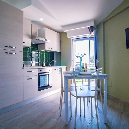 Acacia House - Few Meters From The 아파트 *