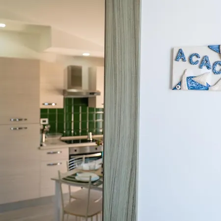 Acacia House - Few Meters From The * Villaggio San Leonardo