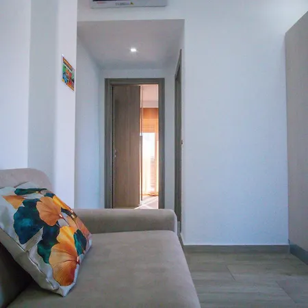 Acacia House - Few Meters From The *