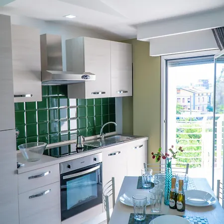 Acacia House - Few Meters From The