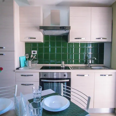 Acacia House - Few Meters From The 아파트 Villaggio San Leonardo