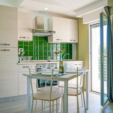 Acacia House - Few Meters From The 아파트